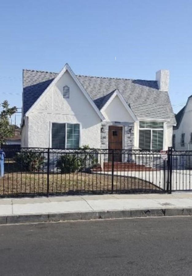 Gated Contemporary 3 Bedroom - 2 Bathroom Home In South La Plus Parking Лос-Анджелес Экстерьер фото